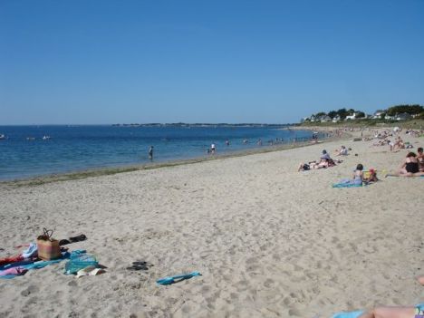 la grande plage, proche de la maison : terrain d&lsquo;activités nautiques et balnéaires